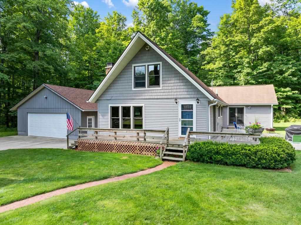 5206 HUGHSTON RD, HARBOR SPRINGS, MI 49740, photo 1 of 36