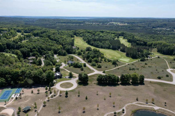 2550 HIGHLANDER DRIVE # 72, HARBOR SPRINGS, MI 49740, photo 5 of 19